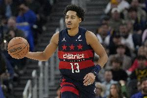 先发制人！普尔首节三分4中3独得11分 正负值+5