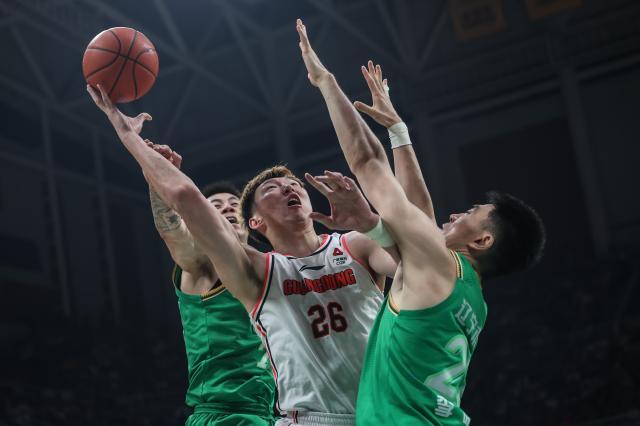 ag体育官网-【观察】周琦牵手首钢是一笔双赢的交易吗？